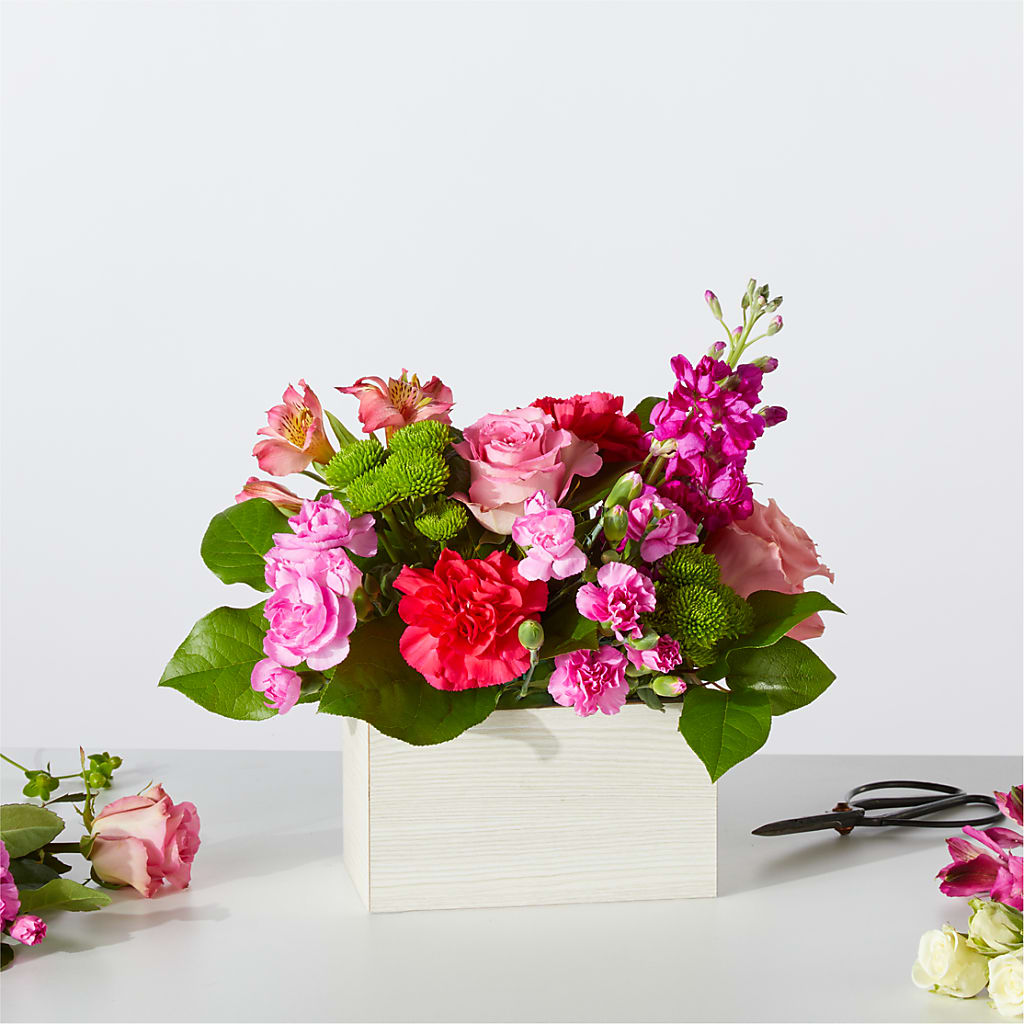 Sweetberry Box – A Florist Original – KIMBERLY'S FLORAL, Dallas PA