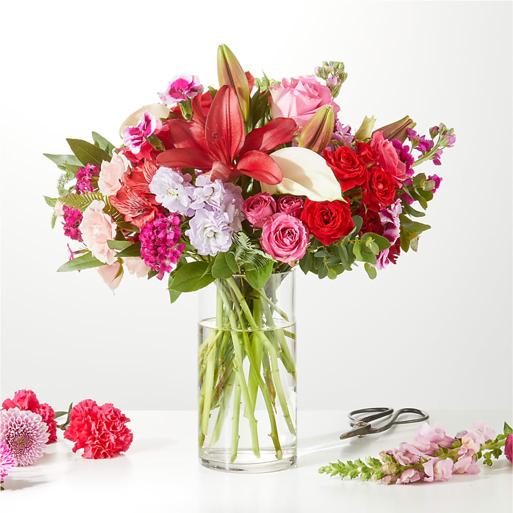 Swooning Over You - A Luxury Florist Original – KIMBERLY'S FLORAL, Dallas PA