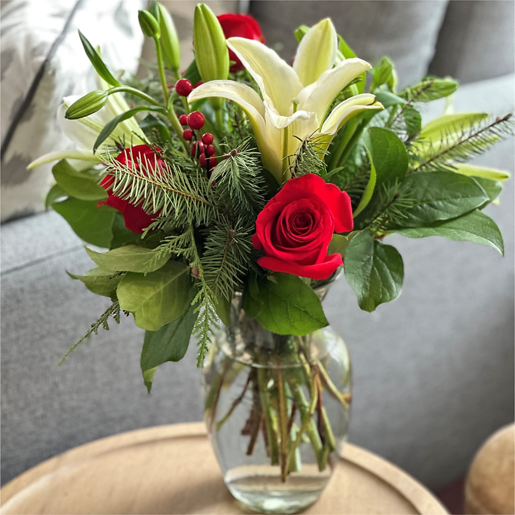 Sparkling Snowflakes Bouquet – KIMBERLY'S FLORAL, Dallas PA