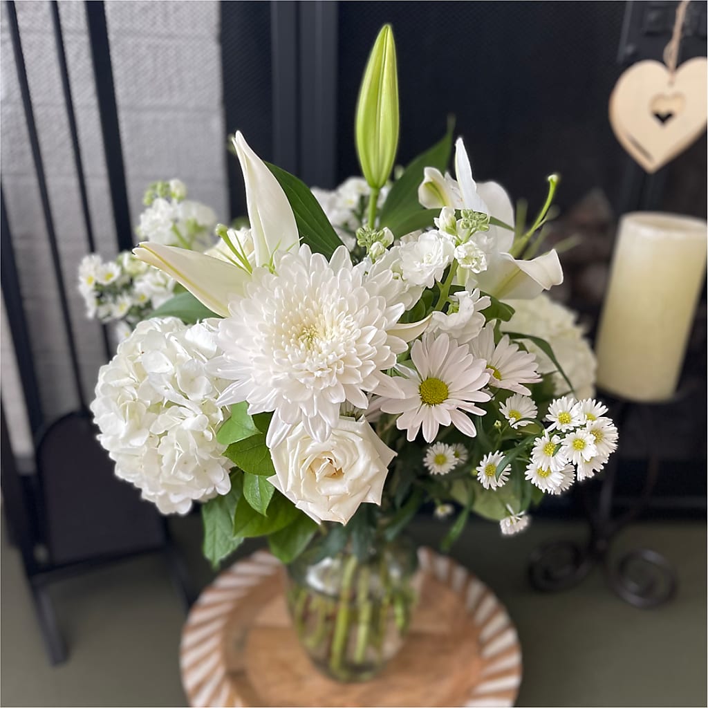 Classic Ivory – A Florist Original – KIMBERLY'S FLORAL, Dallas PA